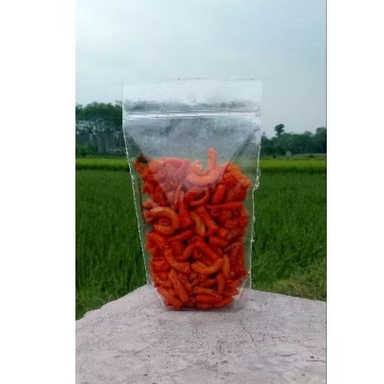 

MAKARONI PIPA PEDAS DAUN JERUK, KEMASAN POUCH, CAMILAN PEDAS