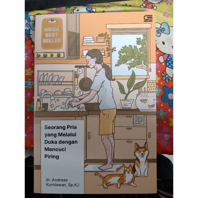 [ PRELOVED ] Seorang Pria yang Melalui Duka dengan Mencuci Piringa