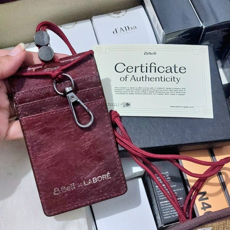

Bell Living Lab Lanyard x Labore (kulit vegan dari ampas kulit kopi)