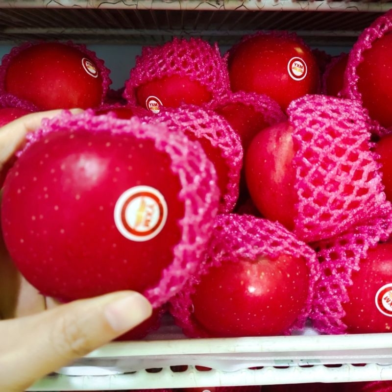 

Apel Premium A / Buah segar / parcel buah / parcel buah segar