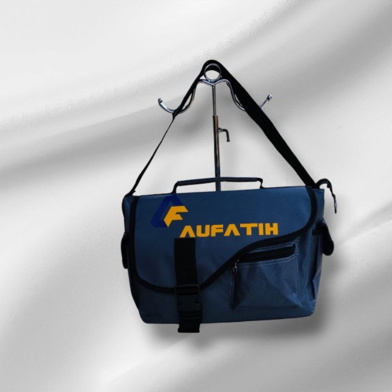 Tas Selempang Sekolah Kuliah piknik Liburan Kerja Pria Wanita