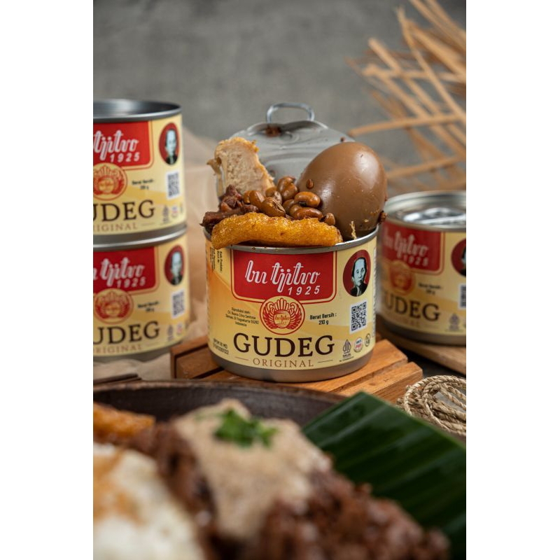 

Gudeg Komplit Varian Original/ Gudeg Kaleng Bu Tjitro 1925/ Gudeg Jogja