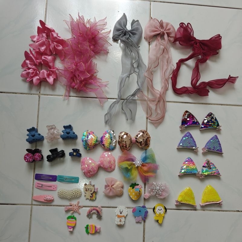 aneka aksesoris rambut jepit rambut ikat rambut pita rambut preloved