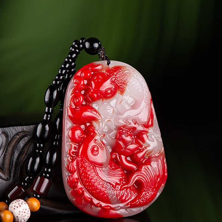 Liontin Ikan Koi Giok Batu Merah Putih / Kalung Tali + Liontin Giok Sintetis Ukiran Ikan Bahan Tebal