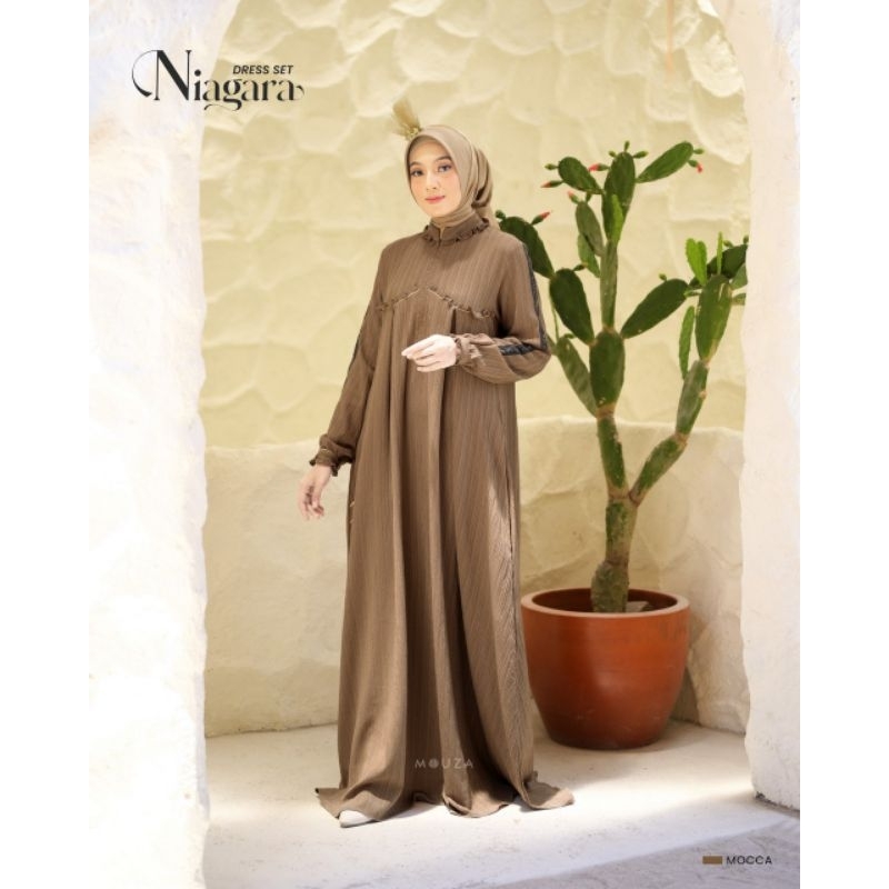 Sarimbit Mouza, Niagara by Mouza