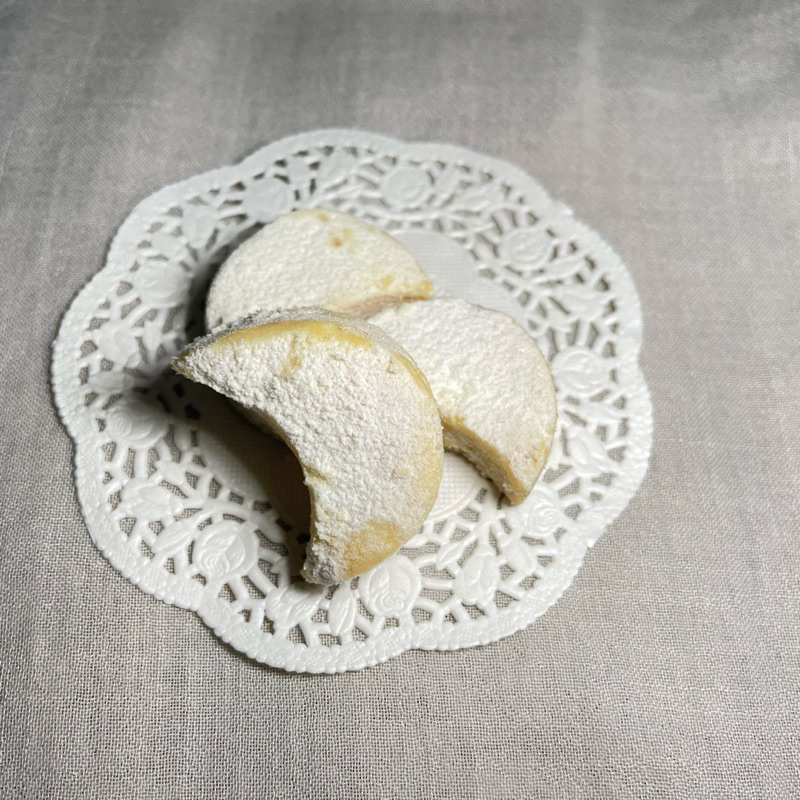 

Kue Kering Putri Salju Toples 600ml/300gr