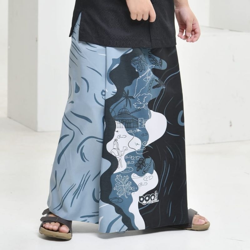 RABBANI - SARUNG ANAK BANI MUBBARAZ - SARUNG ANAK RABBANI ORIGINAL SARUNG BIRU PUTIH HITAM