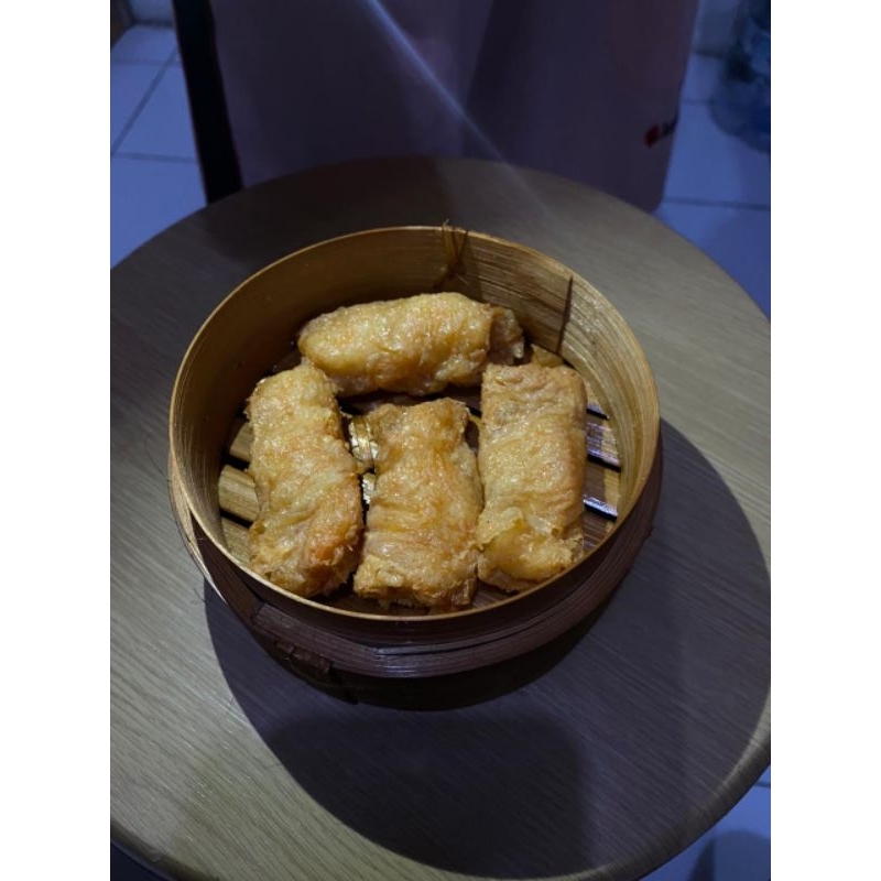 

Lumpia kulit tahu isi 10