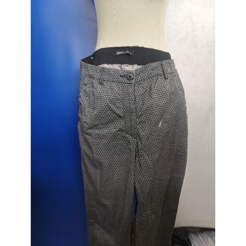 Preloved celana panjang Eprise La carririe