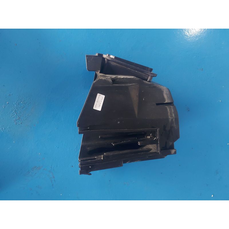 COVER BOX SIKRING MERCY W203