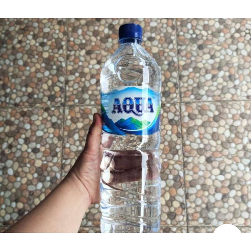 

AIR AQUA BOTOL 1500ml refil dari galon aqua