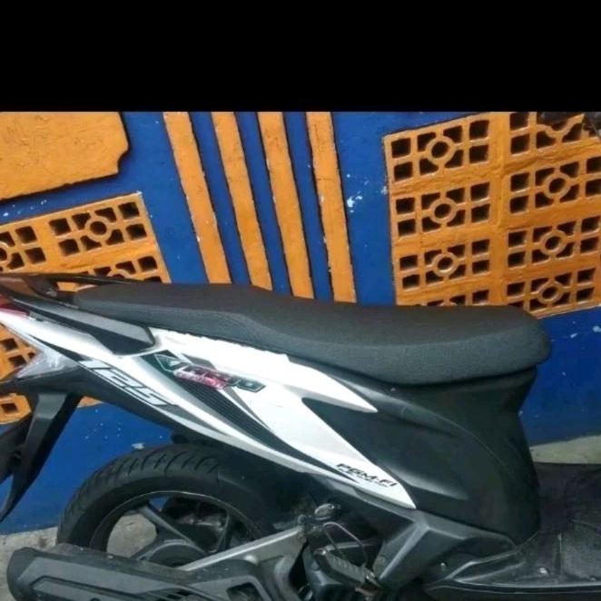 JOK VARIO 125/150 LED SLIM ANTI JINJIT-jok Vario slim amplas polos