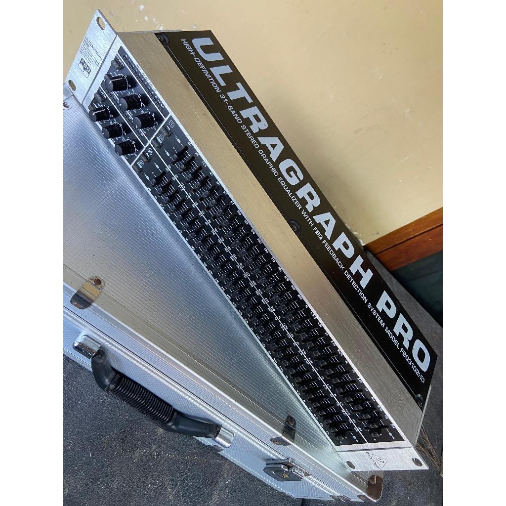 Equalizer BEHRINGER Ultragraph pro
