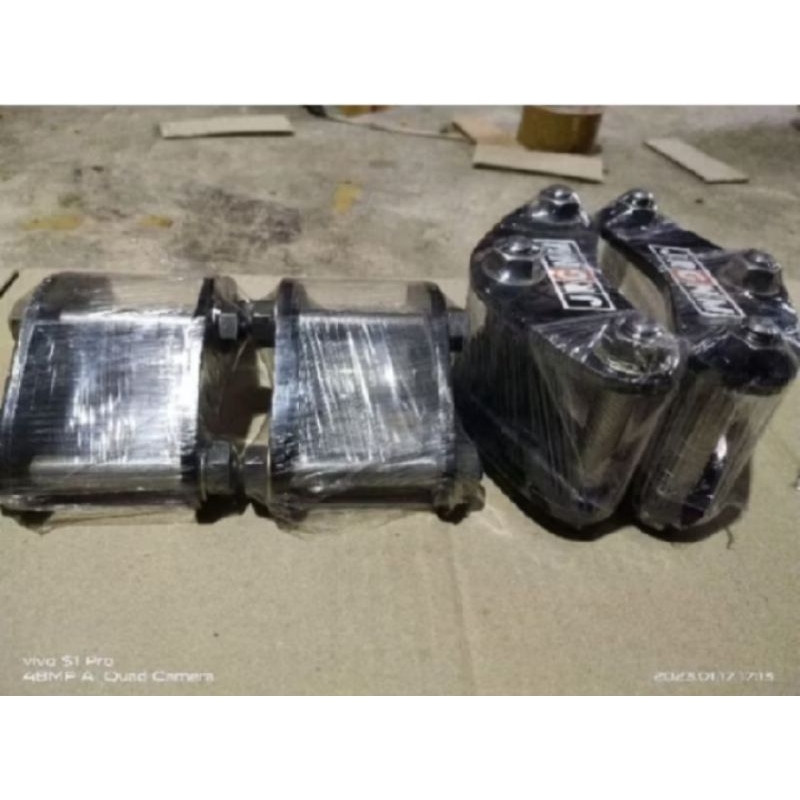 Anting per daun universal semua mobil