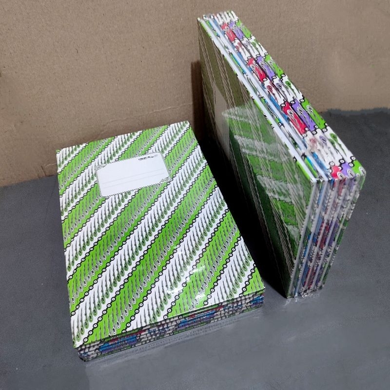 

1 Pak Buku Folio Besar 80 Lembar Isi 5 Pcs