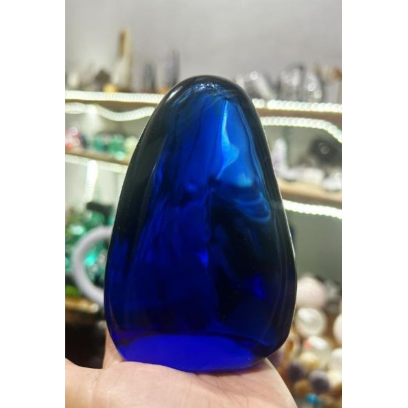 Obsidian poles warna biru