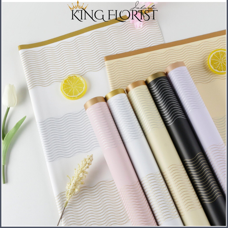 

Kertas Buket Bunga Wrapping Paper Gold Line Flower Wrap Cellephone Buket Bunga 6188