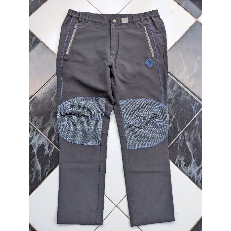 celana outdoor lecaf