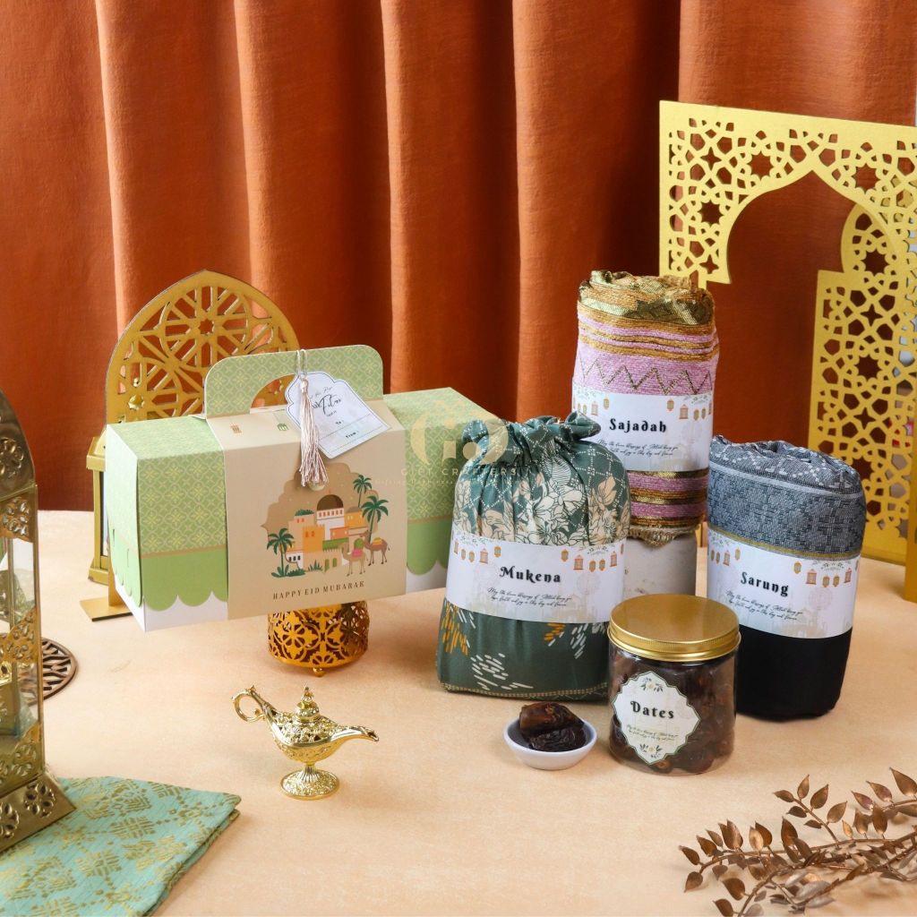 

Hampers Lebaran Murah - Bingkisan Kue Ramadhan - Hampers Alat Sholat dan Kue - Parsel Idul Fitri