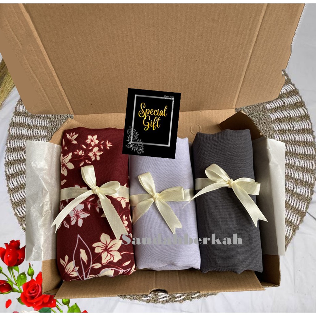 

Souvenir Hempers Kerudung Hampers Hijab Dewasa Cantik Nyaman Adem