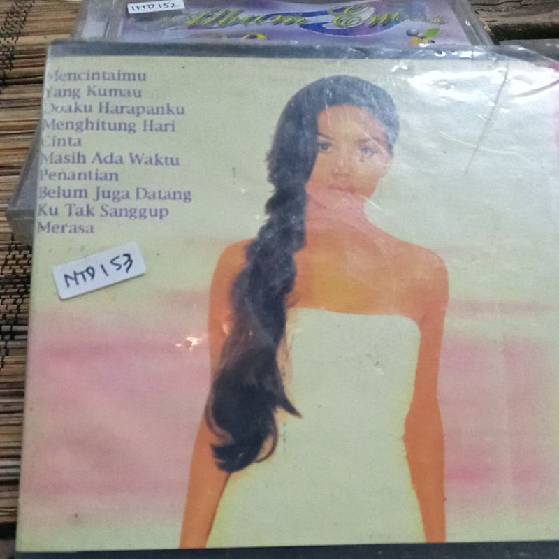 VCD KRISDAYANTI BX172