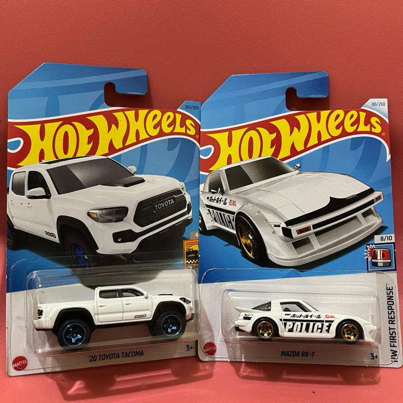 hot wheels toyota tacoma dan mazda rx7 (paketan)