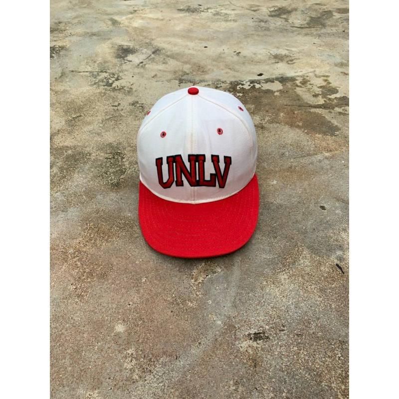 snapback vintage UNLV