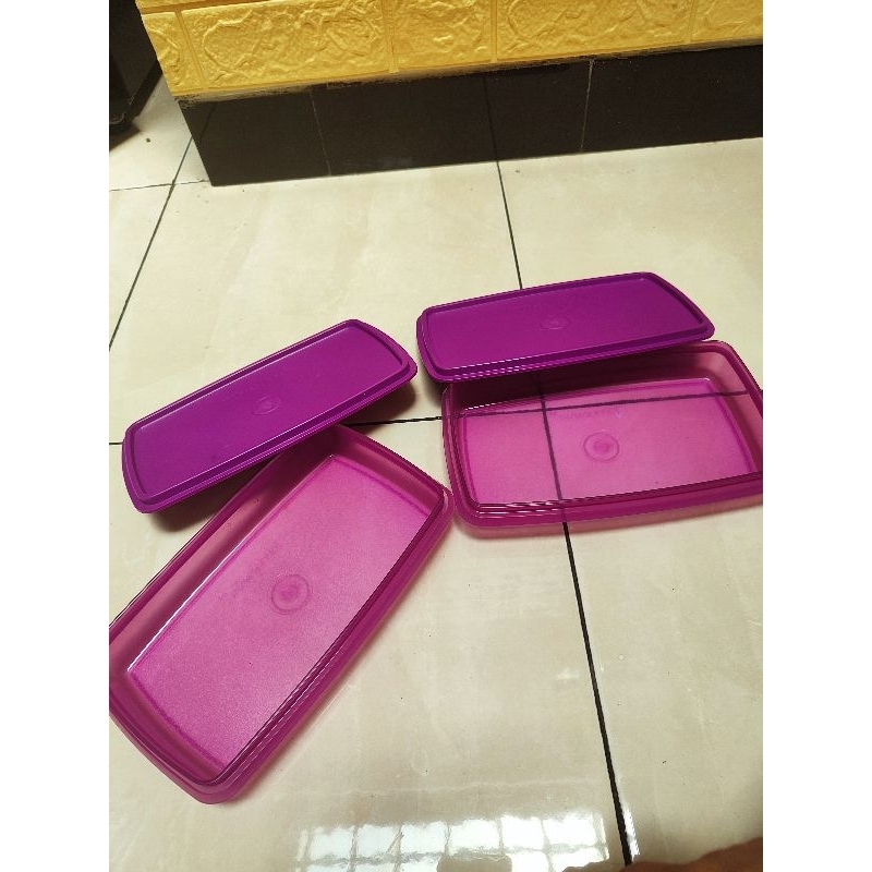 tupperware wadah sayur roti