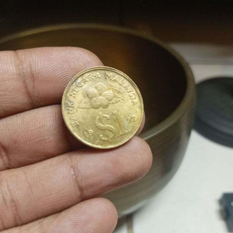 koin 1 dollar malaysia tahun 1992