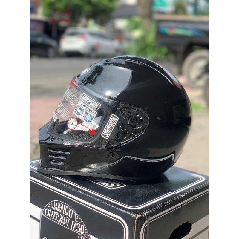 HELM SIMPSON SPEED BANDIT BLACK GLOSSY