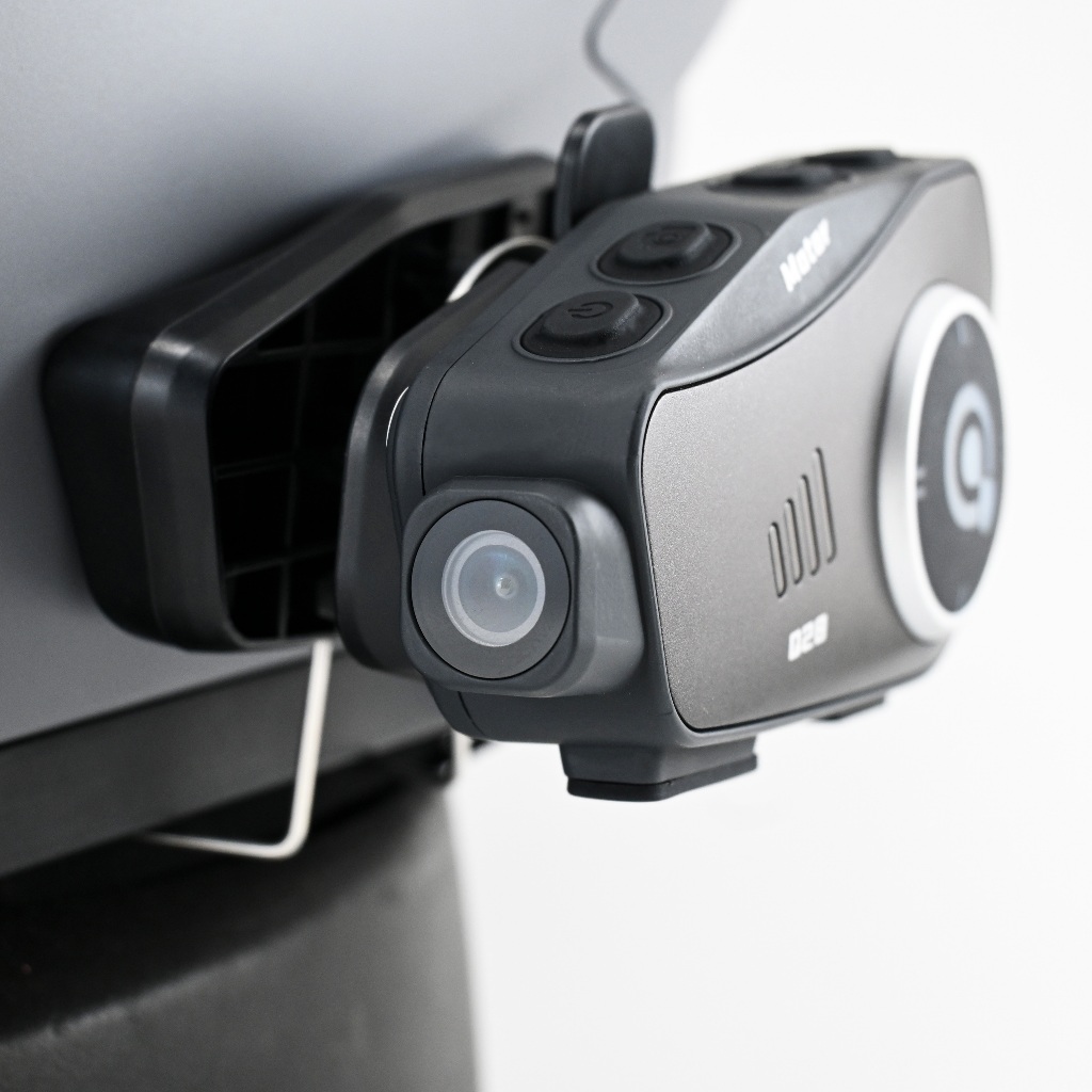 Q28 Kamera helm perekam berkendara sepeda motor headset Bluetooth helm dengan kamera helm video HD 1