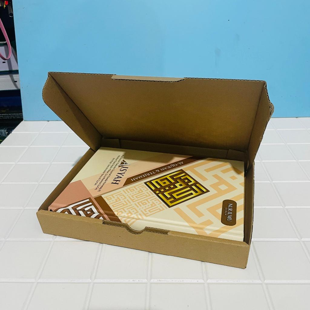

KARDUS PACKING AL QURAN/BUKU Ukuran A5 (22.5cm x 17.5cm x 3cm) Dan A4 (32.5cm x 23.5 cm x 3 cm)