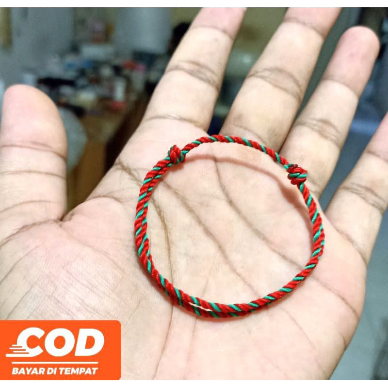 Gelang Tridatu Merah Hijau