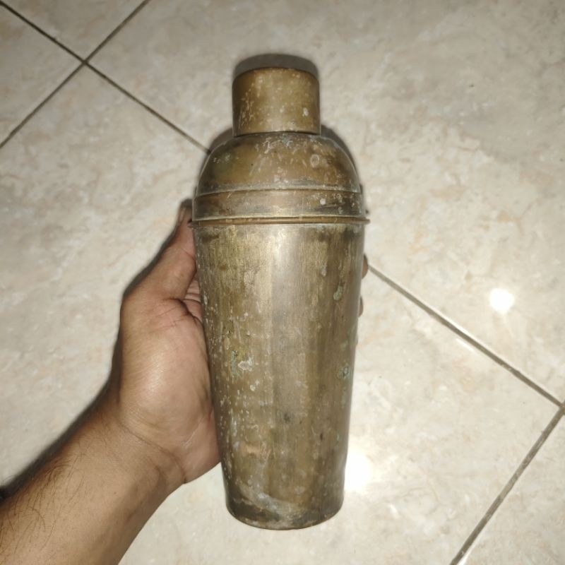 botol jadul kuno antik logam warisan