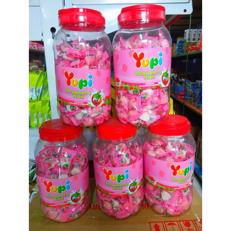 

[1Dus~6Toples] Yupi Toples Terbaru Varian Strawberry Kiss 300gr