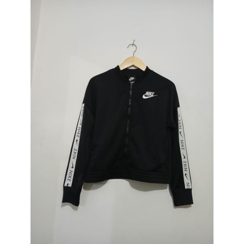 Nike Jacket Coat Medium Black Outdoor Activewear Full-Zip XL