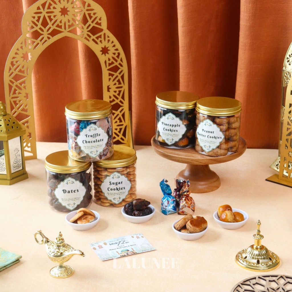 

RB Hampers Kue Lebaran 1 Jar - Ramadhan Hampers Murah - Paket Kurma Coklat Cookies Lebaran