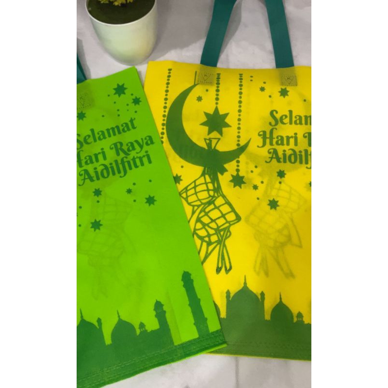

(12pcs) godiebag/tas parcel lebaran