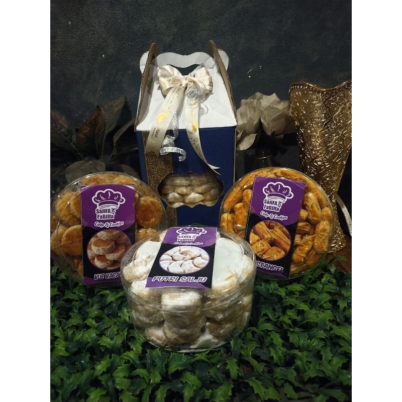 

Hampers Lebaran Kue Kering 3 Varian