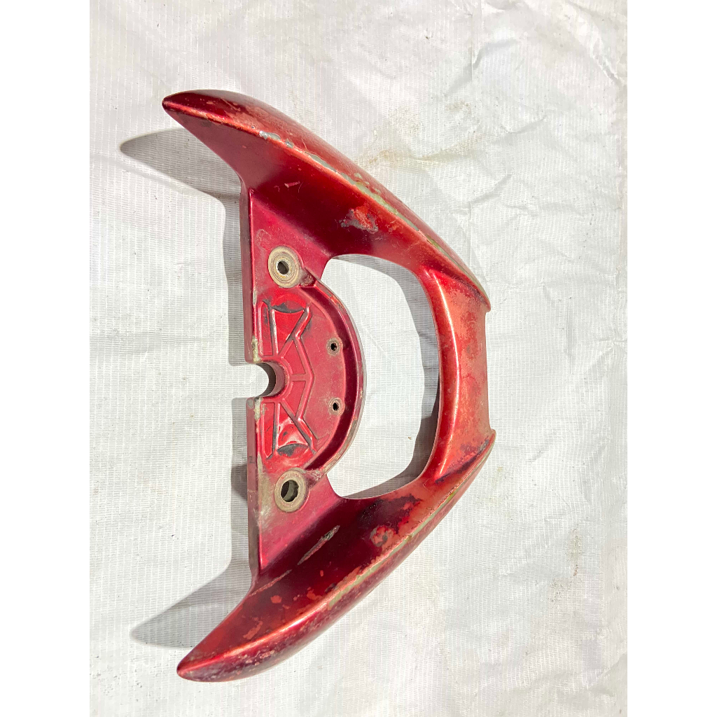 Planger bagasi jok belakang skydrive / behel Suzuki skydrive 125 original copotan