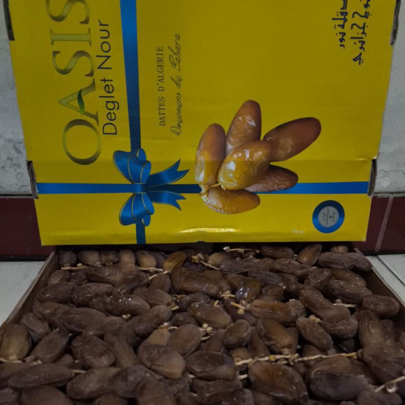 

Kurma tangkai Tunis 5kg kurma deglet nour