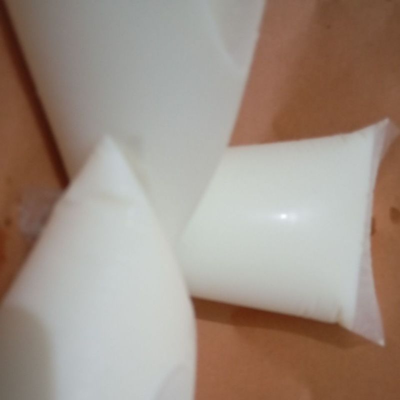 

SUSU KAMBING MURNI FRESH ISEKAI FARM