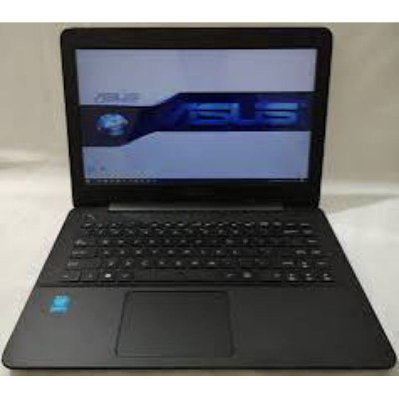 ASUS Core i3