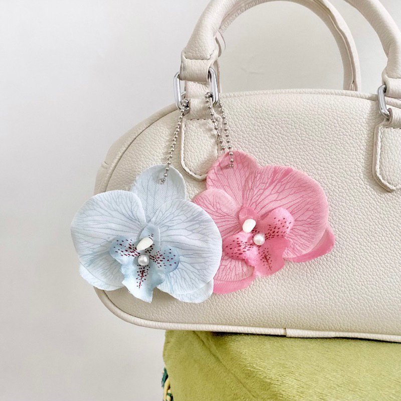 gantungan anggrek / Bag Charm Orchid / Orchid Keychain / Gantungan Kunci anggrek / Gantungan orchid 