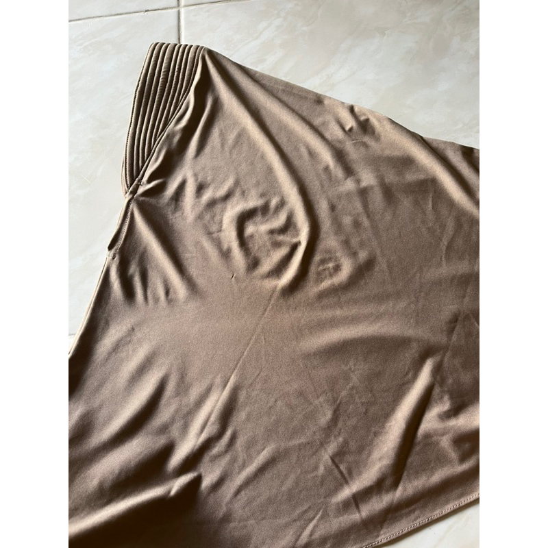 Preloved hijab bergo