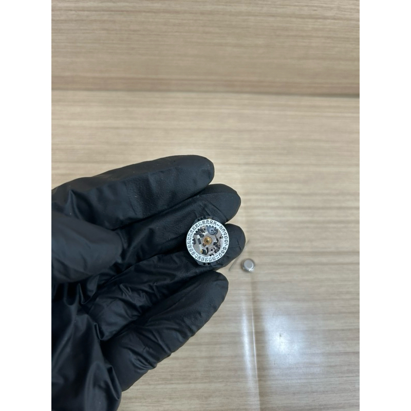 Mesin jam tangan mirage no mesin VX82