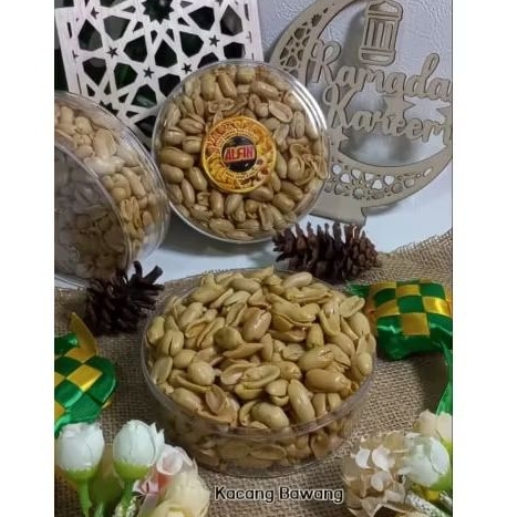 

KACANG BAWANG ASIN GURIH ASLI by Kuker Alfin [250gr] / Kacang Bawang Asin Gurih Special Lebaran