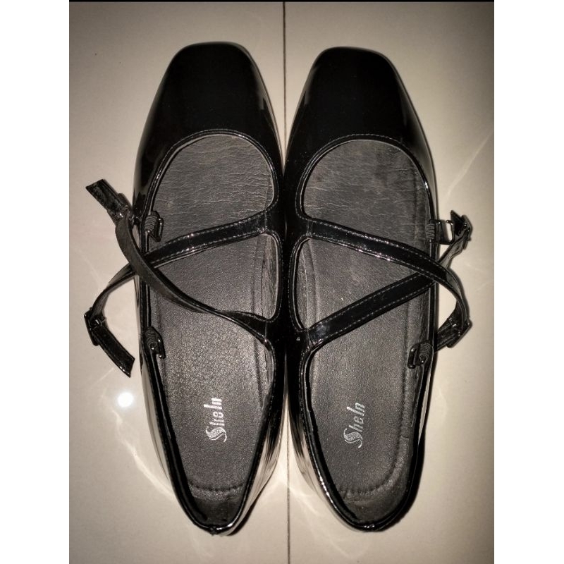 SHEIN Mary Jane Flats
