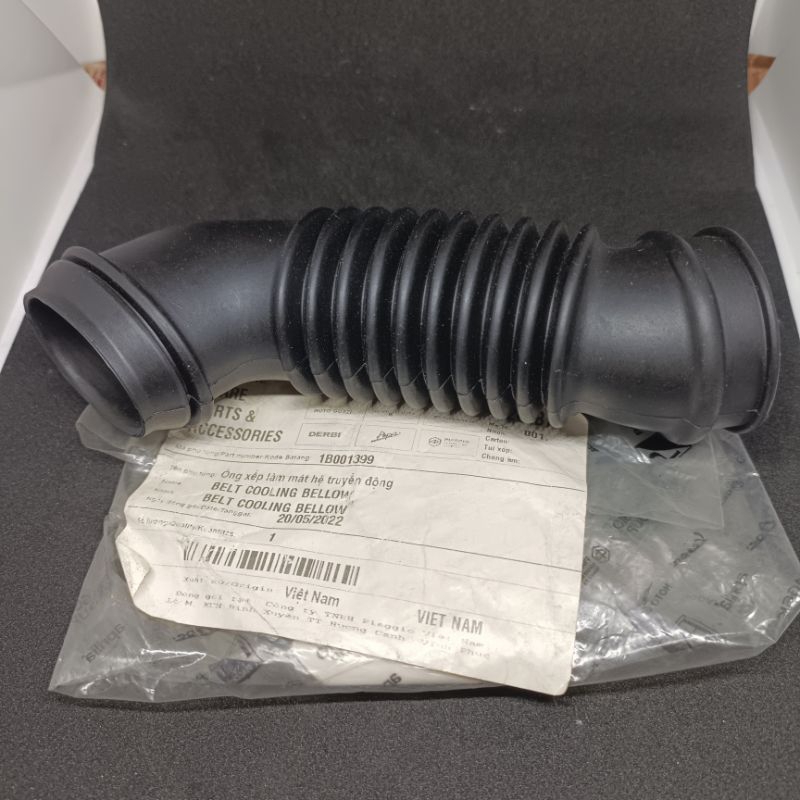 Bellow Cvt Vespa GTS / Selang Hawa Cvt Vespa GTS Original Piaggio