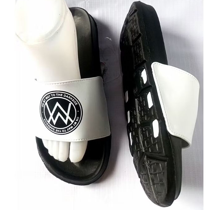 sandal cowok jumbo sandal pria jumbo sandal rumah pria sandal masuk pria sandal slip on pria sandal 